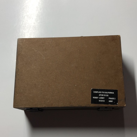 Brown ring box - Picture 4 of 7